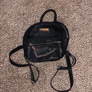 BCBG PARIS mini bag